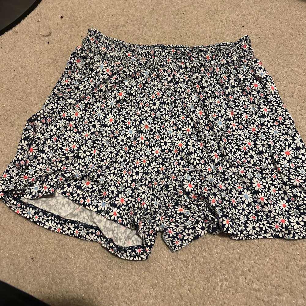 NWOT Jane & Bleecker floral print pajama shorts size S